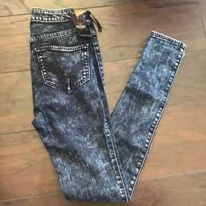 The Hollister Jean Legging-Size 0 🔥